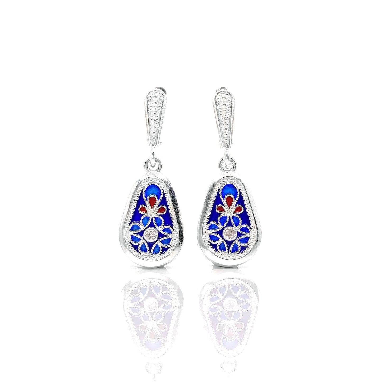 „ანბანის ყვავილი“ — დაწერილი სილამაზე | ვერცხლის საყურე | „ცვარა“